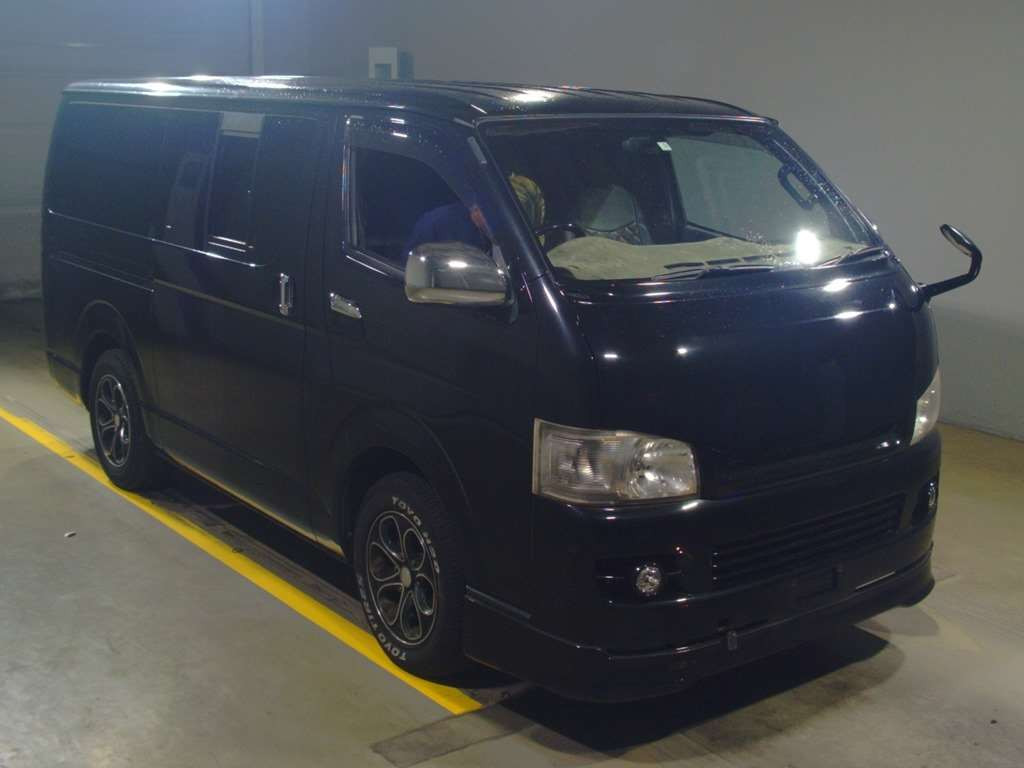 2017 Toyota Hiace Van KDH201V[2]