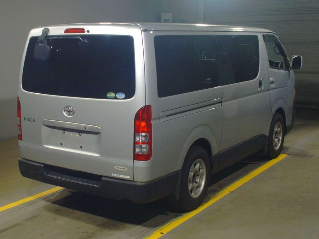 2016 Toyota Hiace Van KDH201V[1]