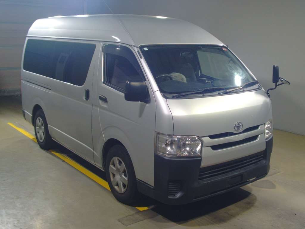 2015 Toyota Hiace Van KDH201K[2]