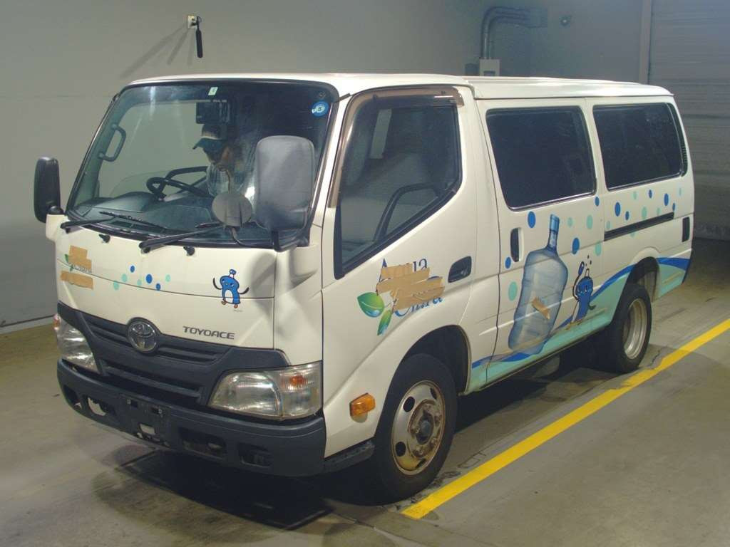 2013 Toyota Toyoace Route Van XZC605V[0]