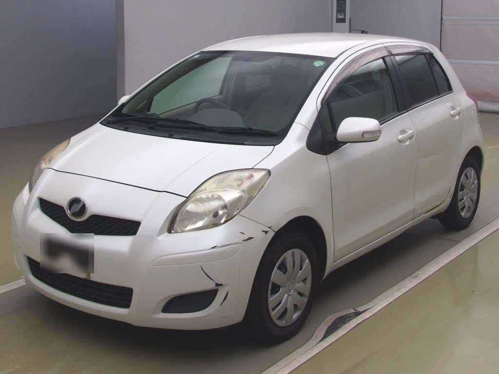 2010 Toyota Vitz SCP90[0]