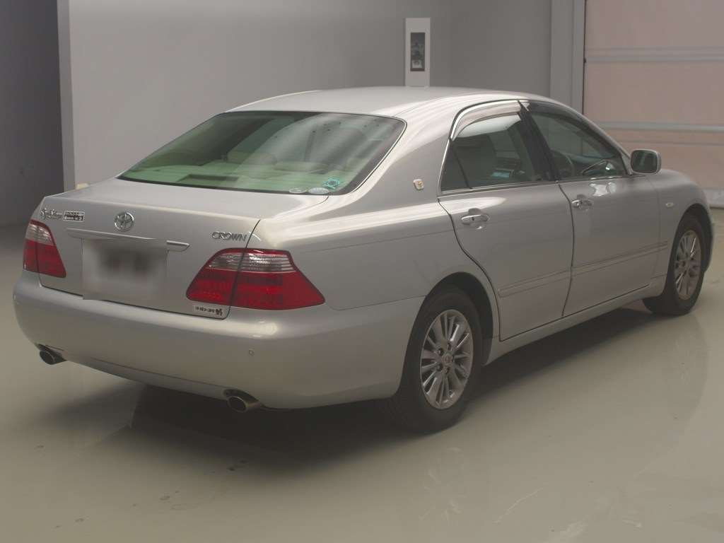 2007 Toyota Crown GRS180[1]