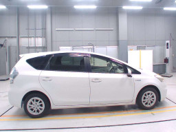 2013 Toyota Prius alpha