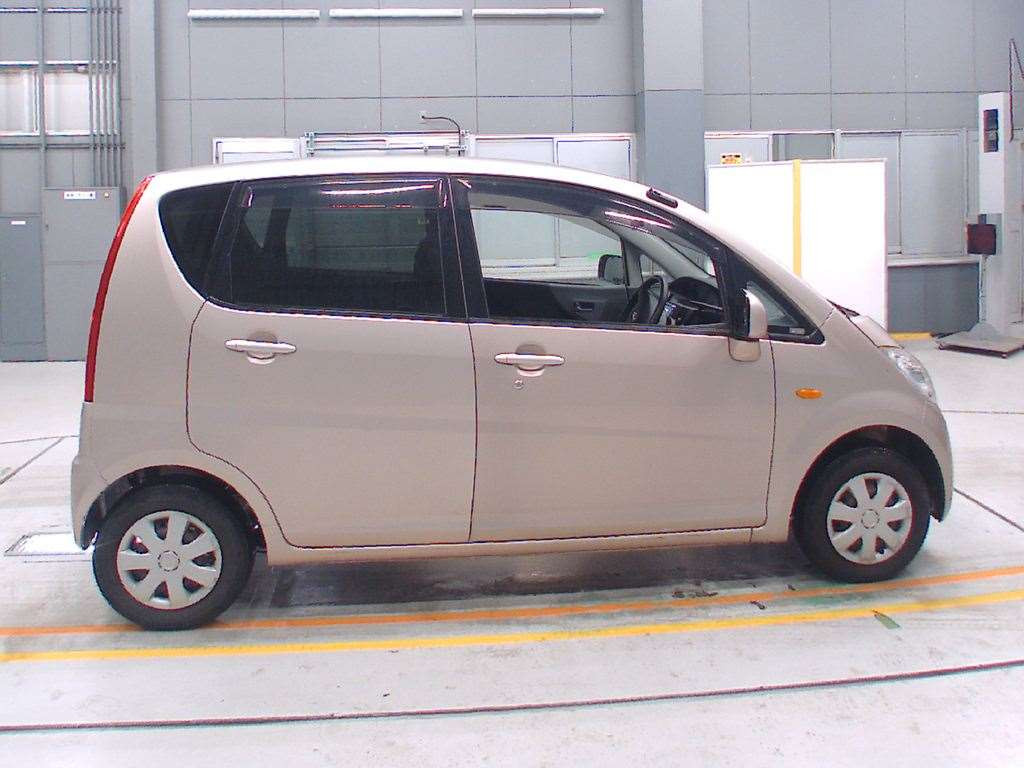 2006 Daihatsu Move L175S[2]