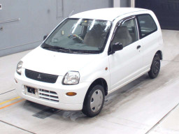 2011 Mitsubishi Minica