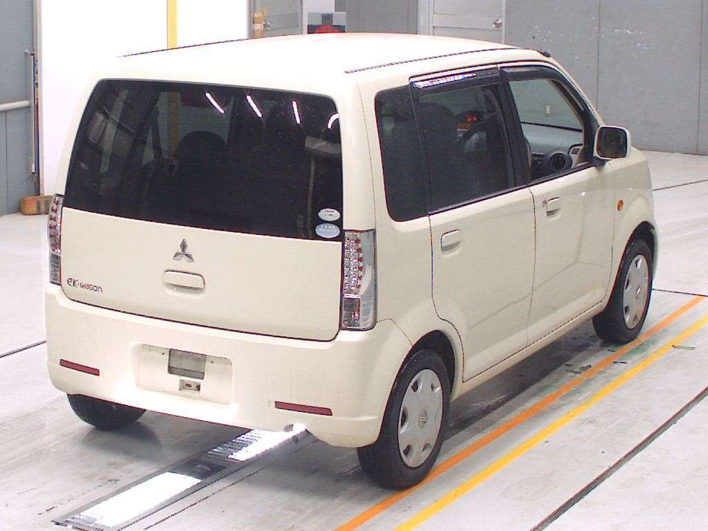 2009 Mitsubishi eK Wagon H82W[1]