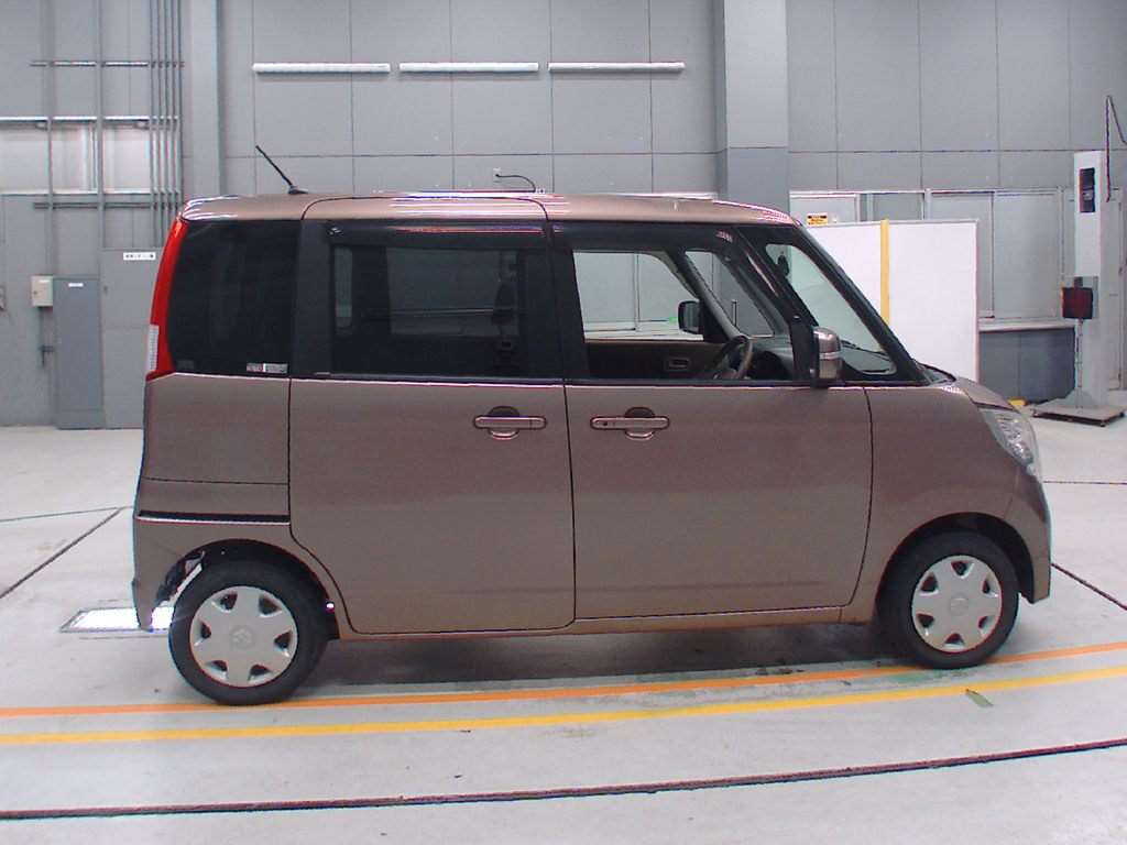 2012 Suzuki Palette MK21S[2]