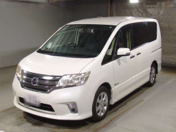 2013 Nissan Serena