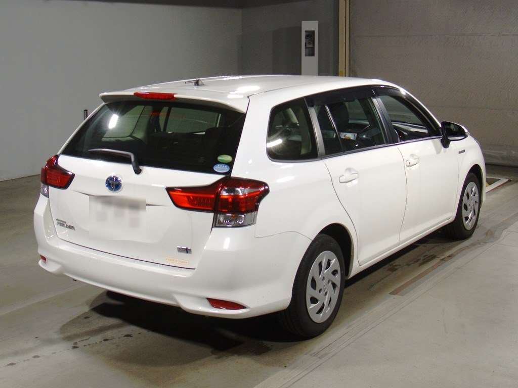 2020 Toyota Corolla Fielder NKE165G[1]