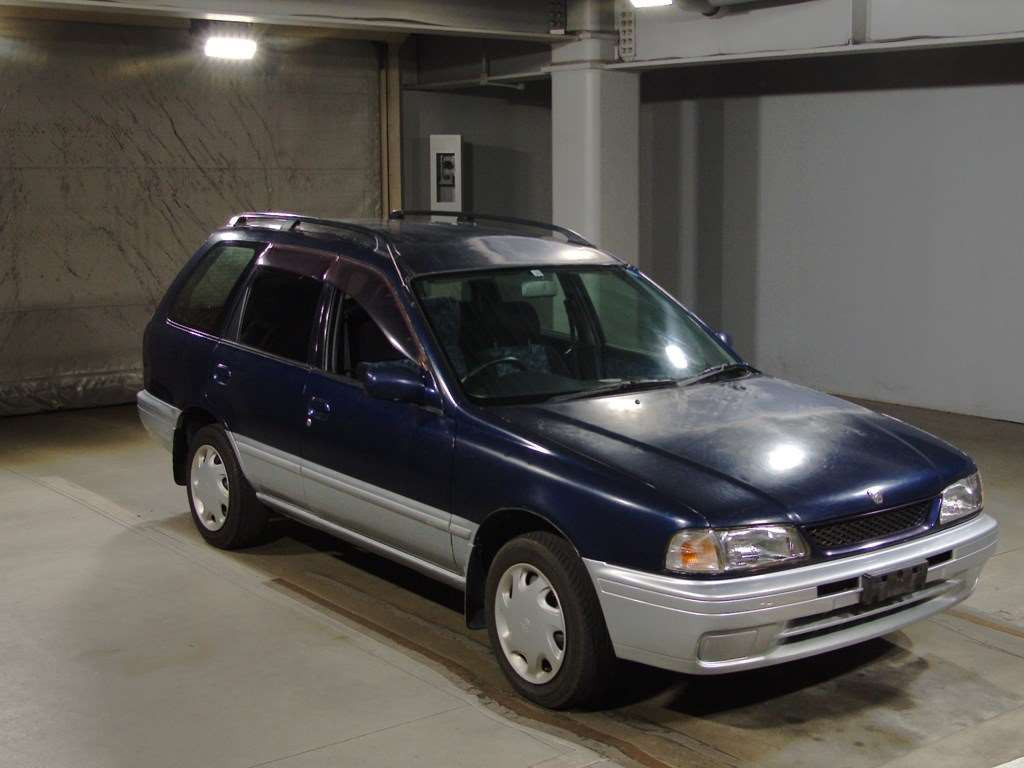 1997 Nissan Wingroad WHY10[2]