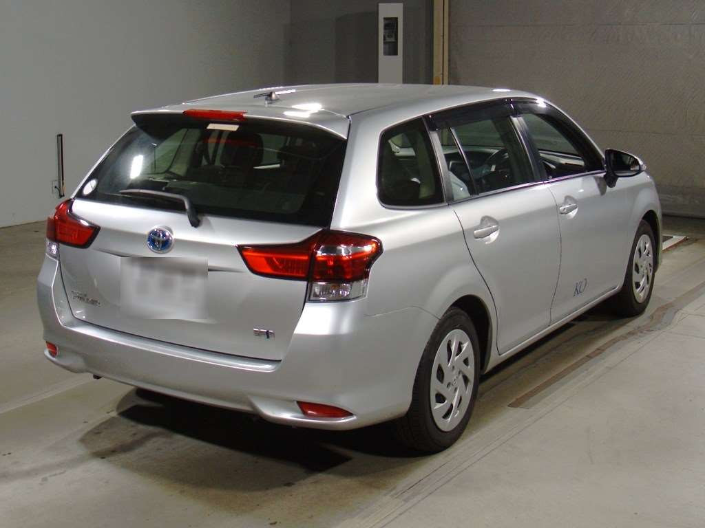 2021 Toyota Corolla Fielder NKE165G[1]