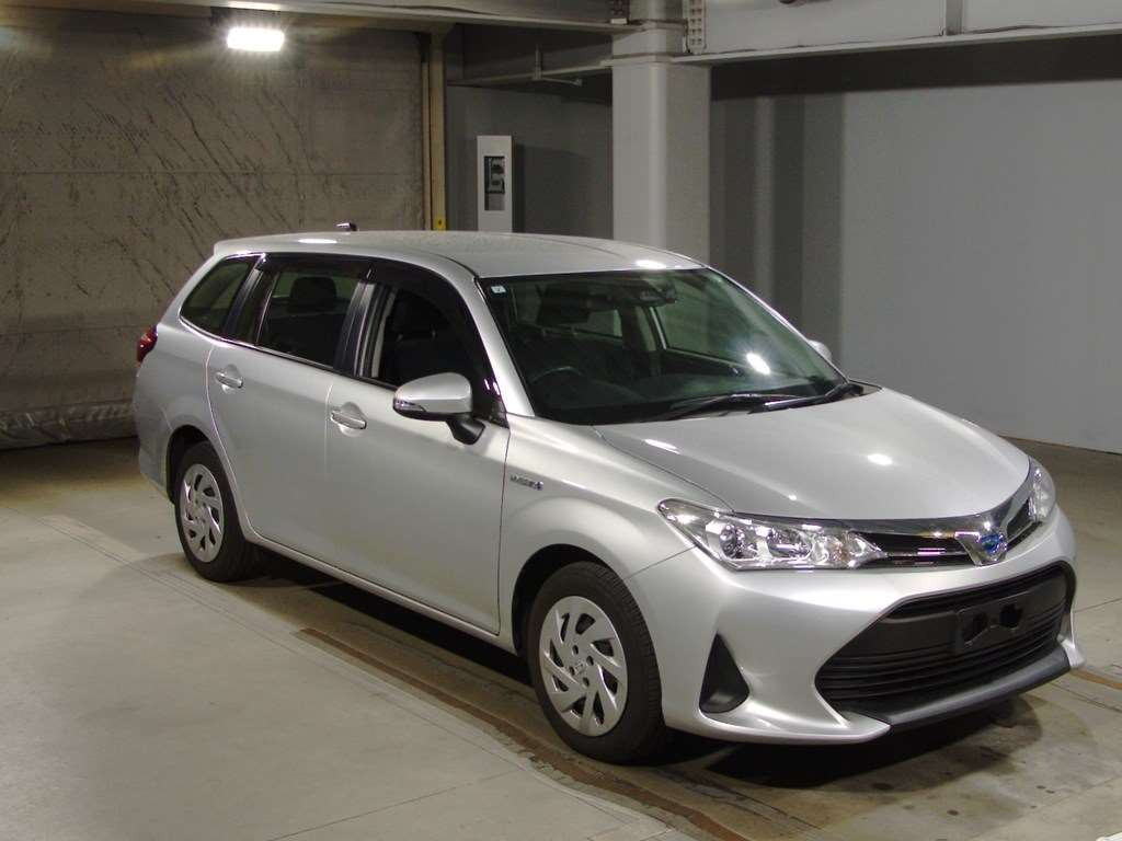 2019 Toyota Corolla Fielder NKE165G[2]