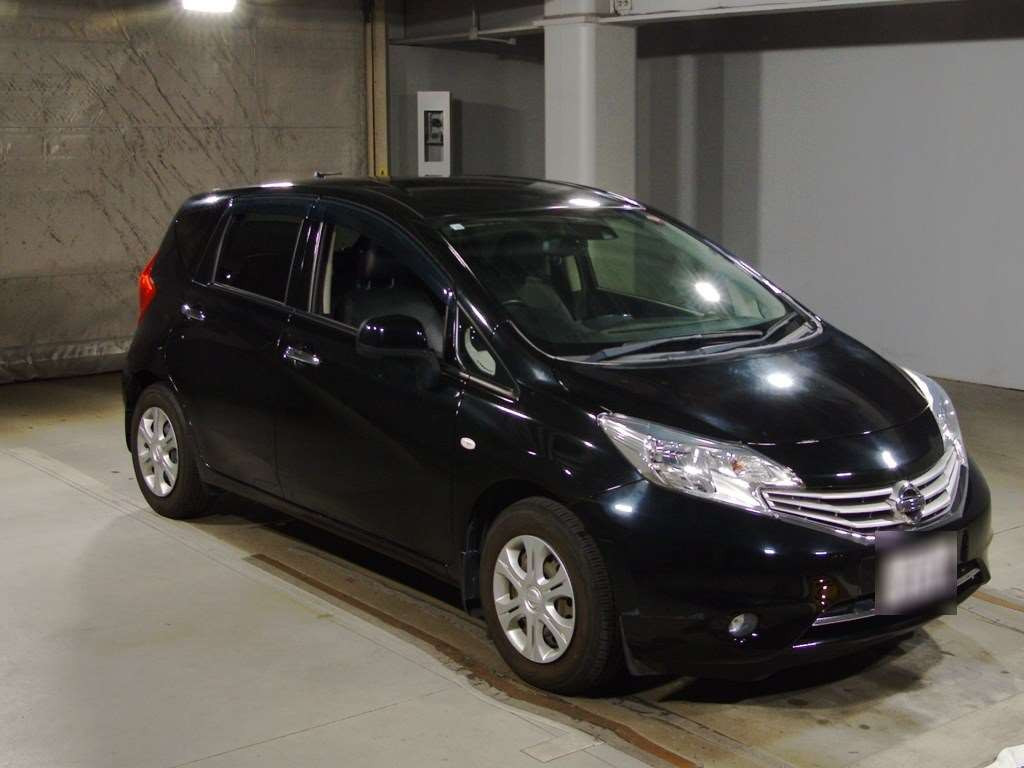 2014 Nissan Note E12[2]