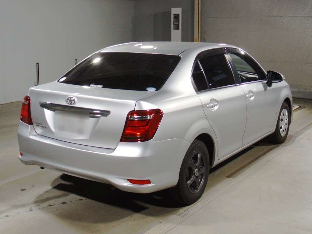 2017 Toyota Corolla Axio NRE160[1]