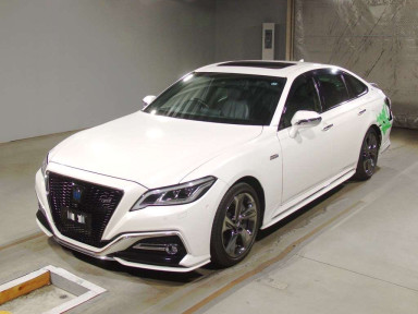 2018 Toyota Crown Hybrid