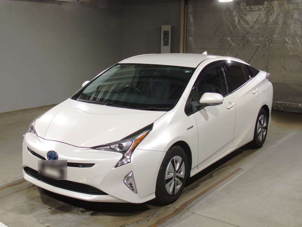 2017 Toyota Prius ZVW51[0]