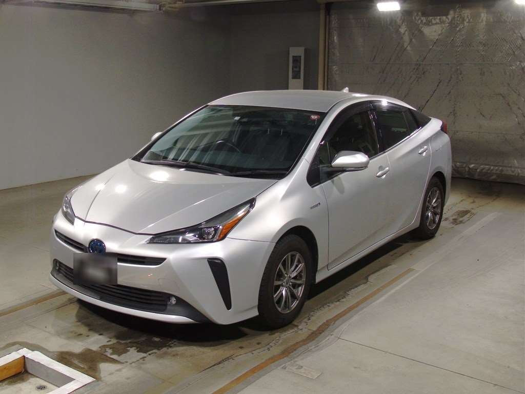 2019 Toyota Prius ZVW55[0]