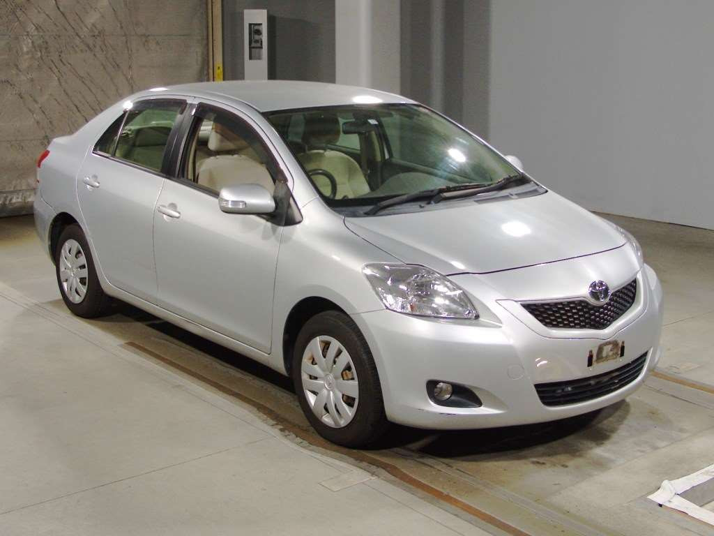 2009 Toyota Belta SCP92[2]