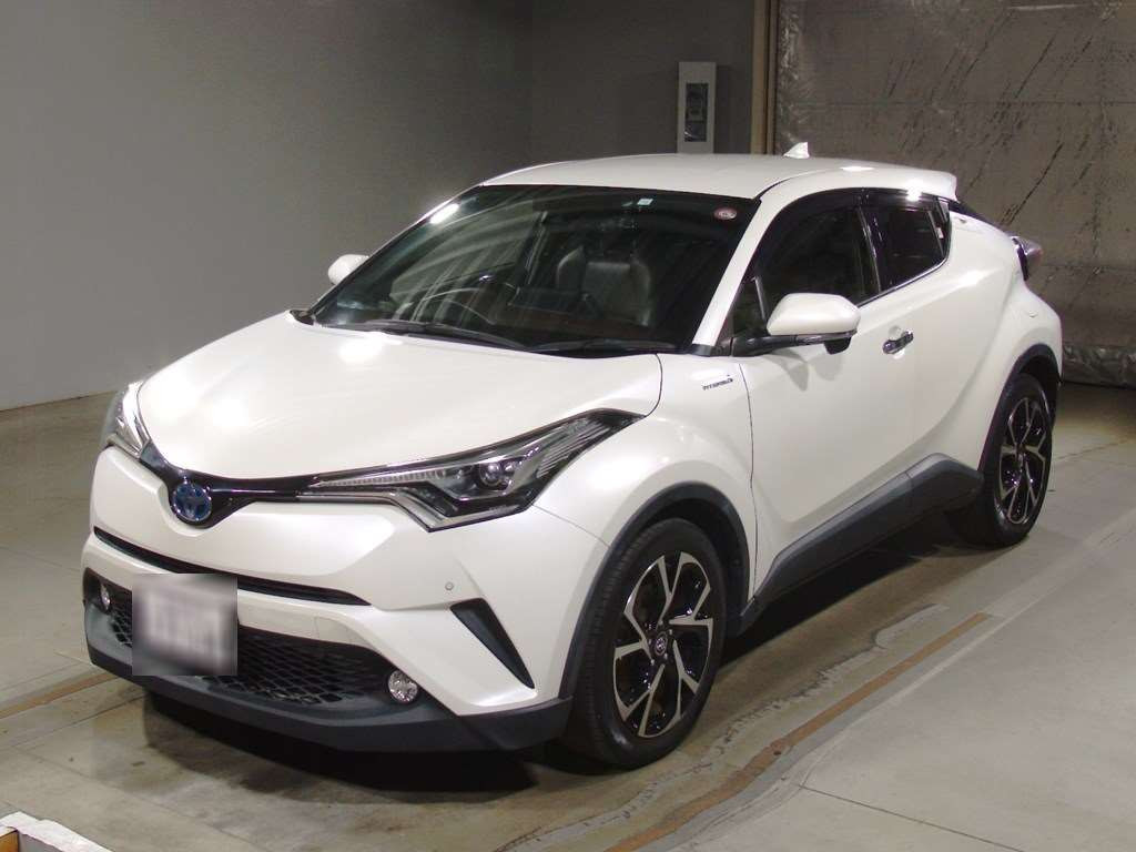 2018 Toyota C-HR ZYX10[0]