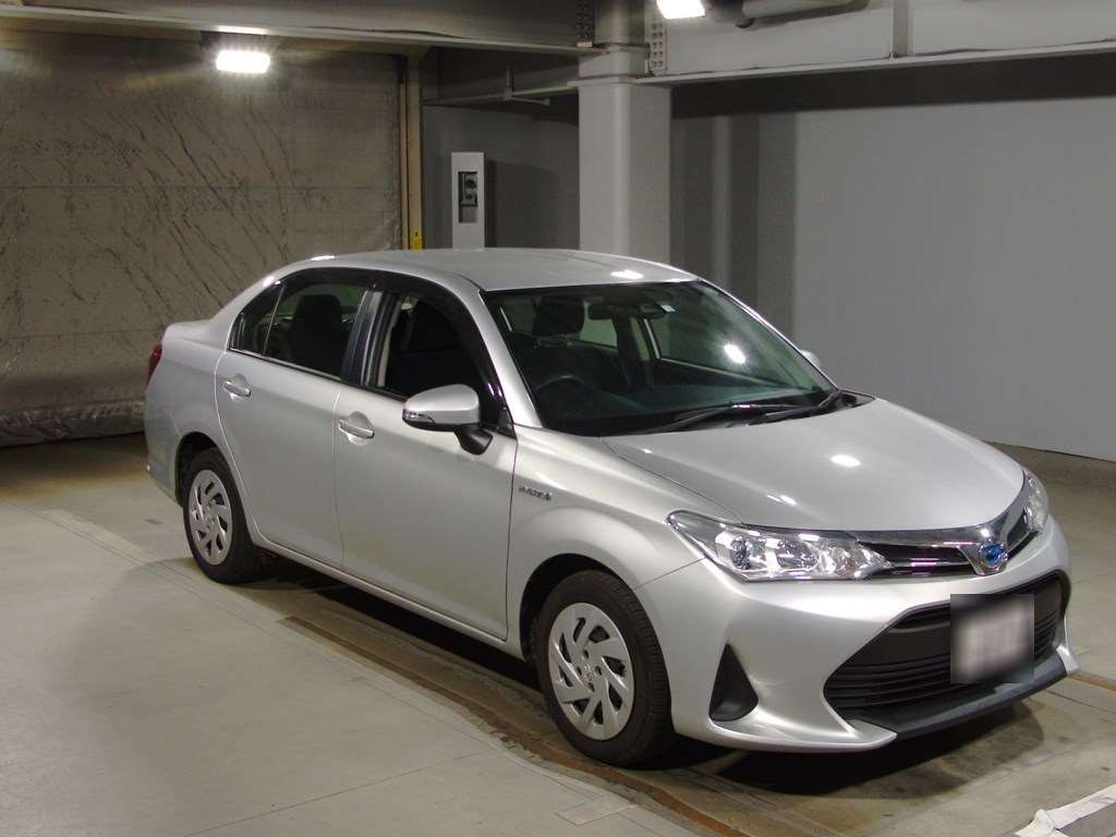 2018 Toyota Corolla Axio NKE165[2]