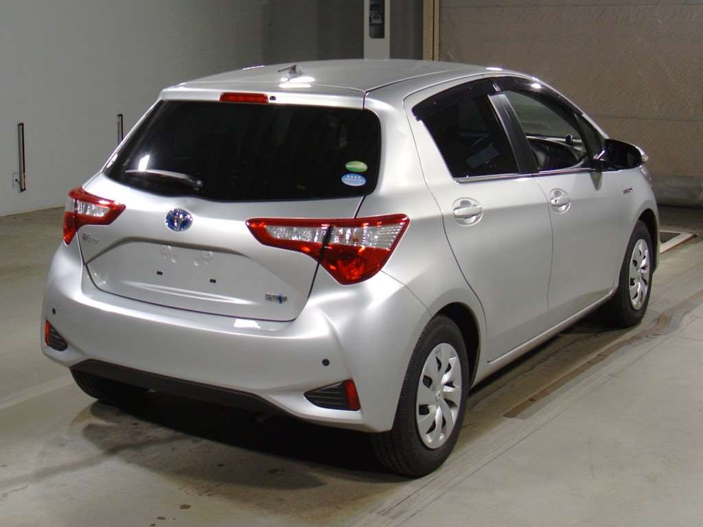 2019 Toyota Vitz NHP130[1]