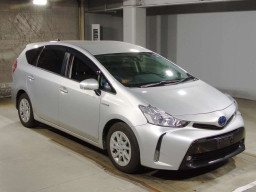 2019 Toyota Prius alpha