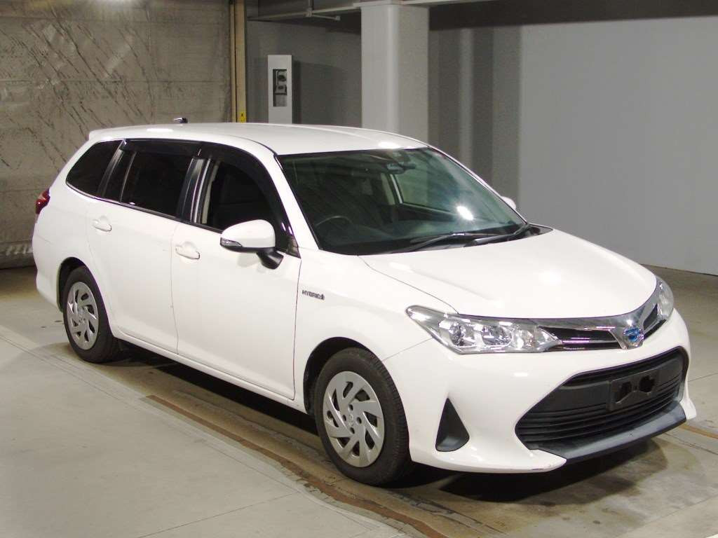 2019 Toyota Corolla Fielder NKE165G[2]