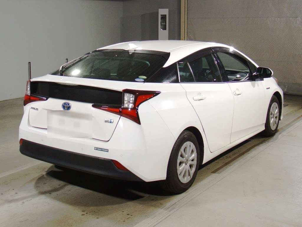 2019 Toyota Prius ZVW51[1]