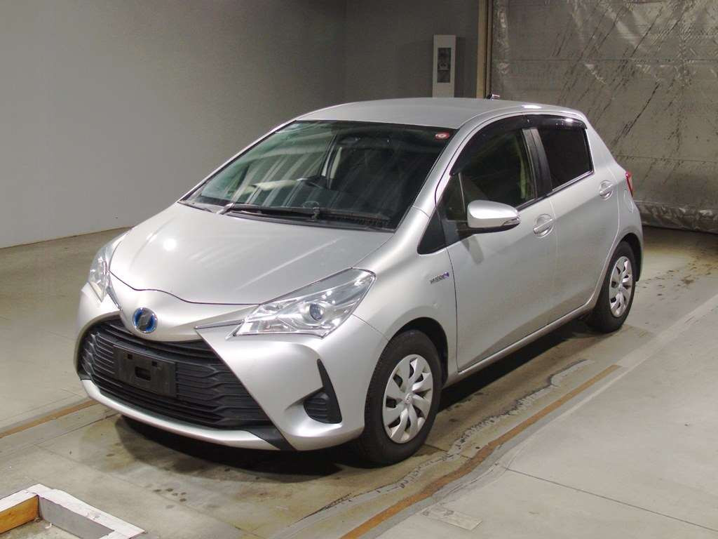 2019 Toyota Vitz NHP130[0]