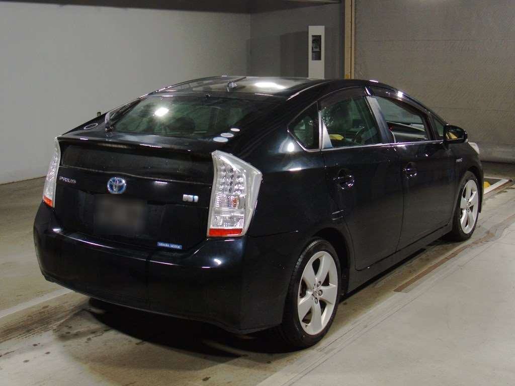 2011 Toyota Prius ZVW30[1]