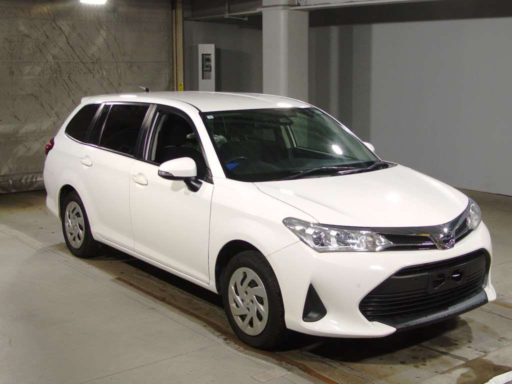 2019 Toyota Corolla Fielder NZE164G[2]