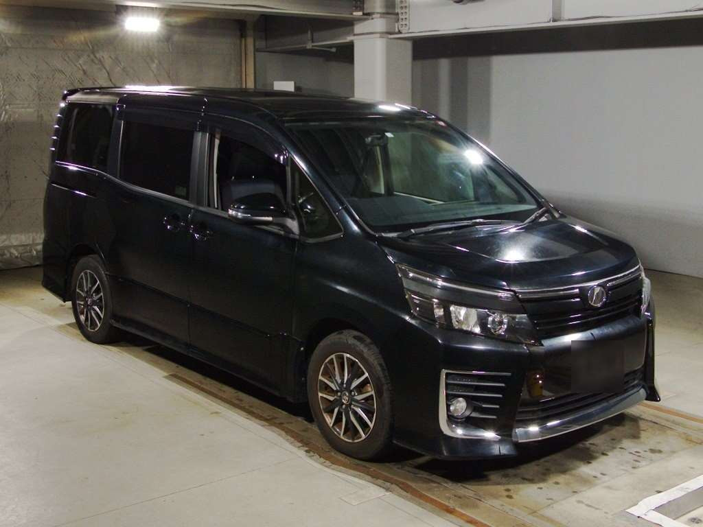 2014 Toyota Voxy ZRR80W[2]