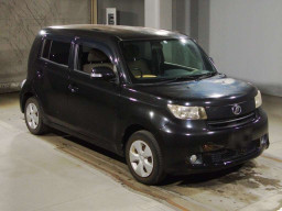 2010 Toyota bB