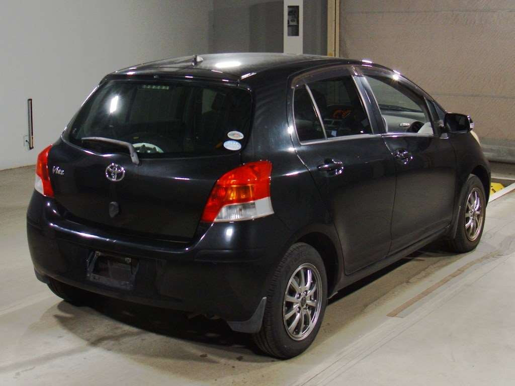 2009 Toyota Vitz KSP90[1]