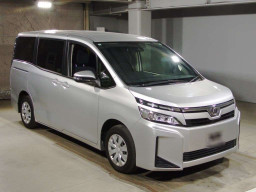 2019 Toyota Voxy