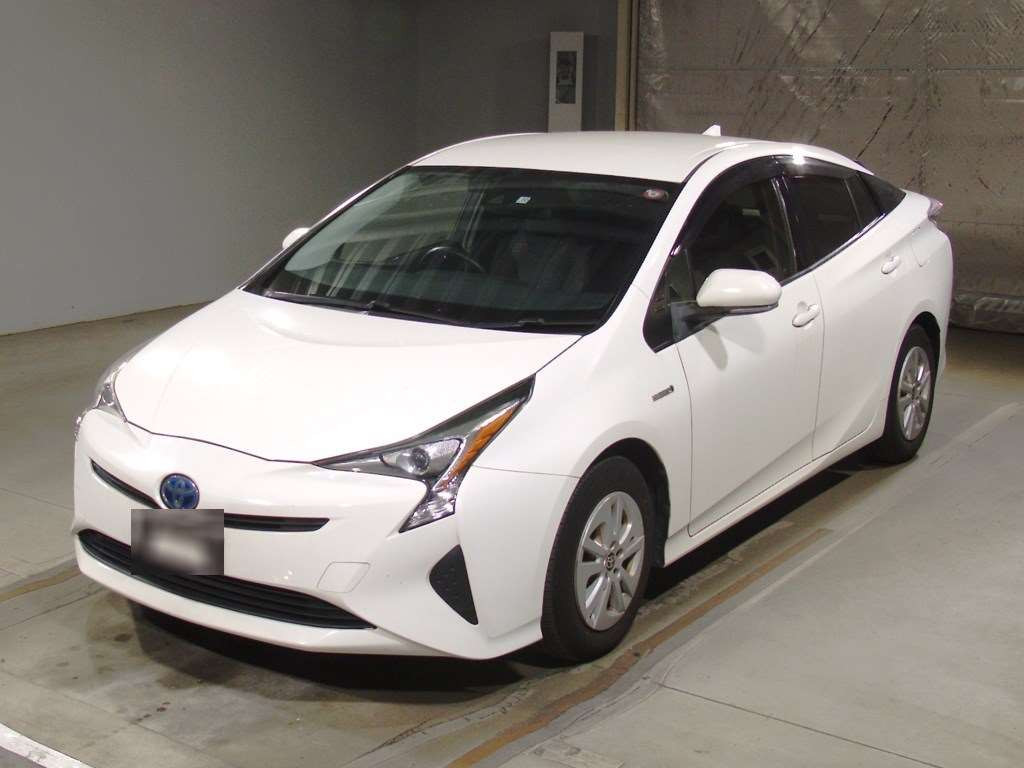 2017 Toyota Prius ZVW50[0]