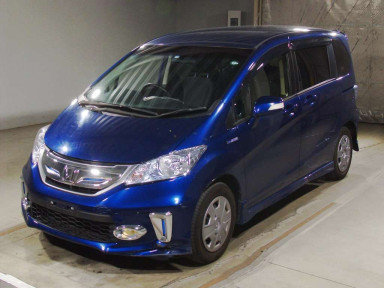 2014 Honda Freed hybrid