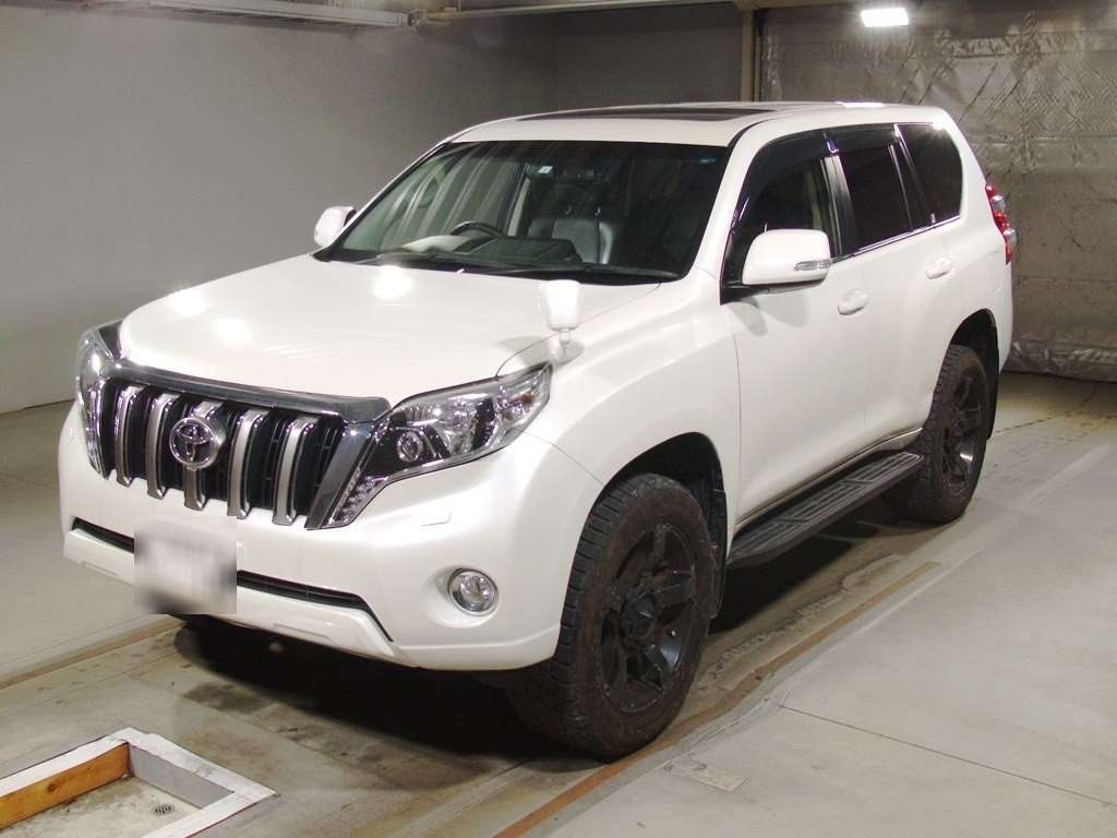 2017 Toyota Land Cruiser Prado TRJ150W[0]