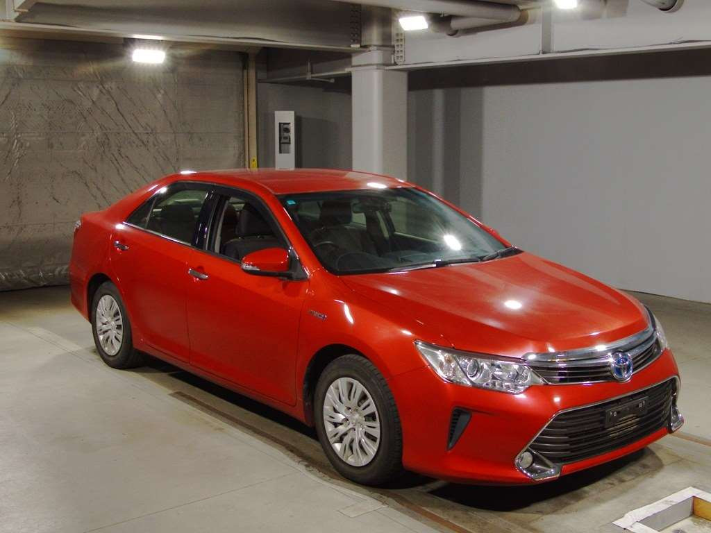 2015 Toyota Camry AVV50[2]