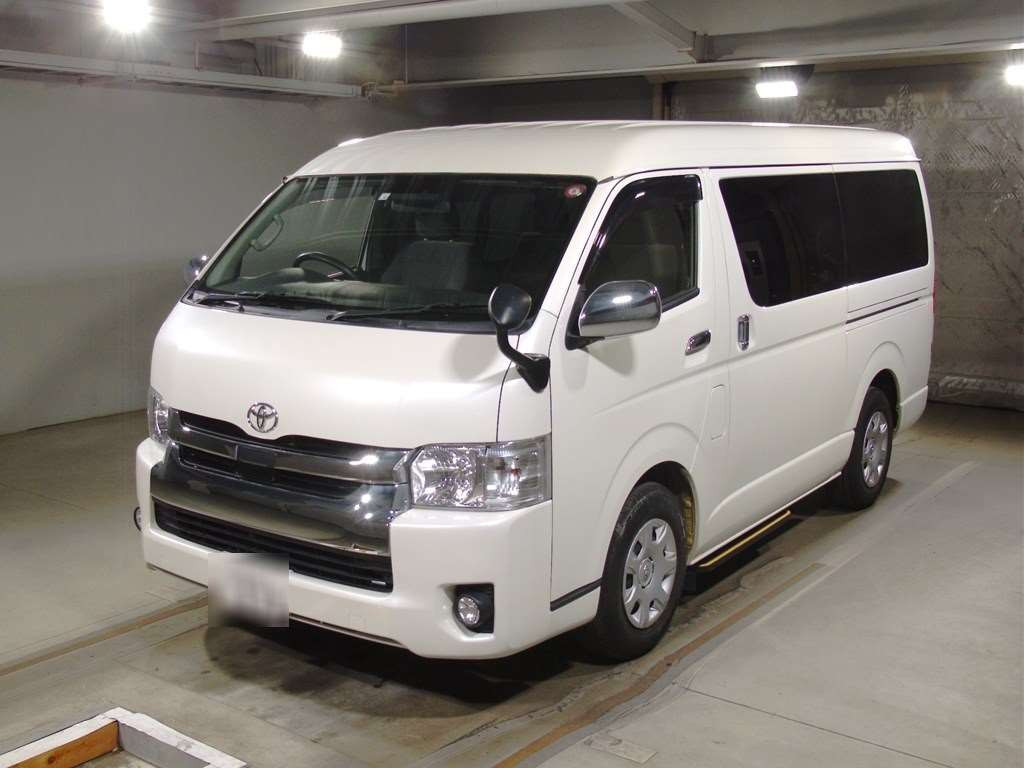 2018 Toyota Hiace Wagon TRH214W[0]