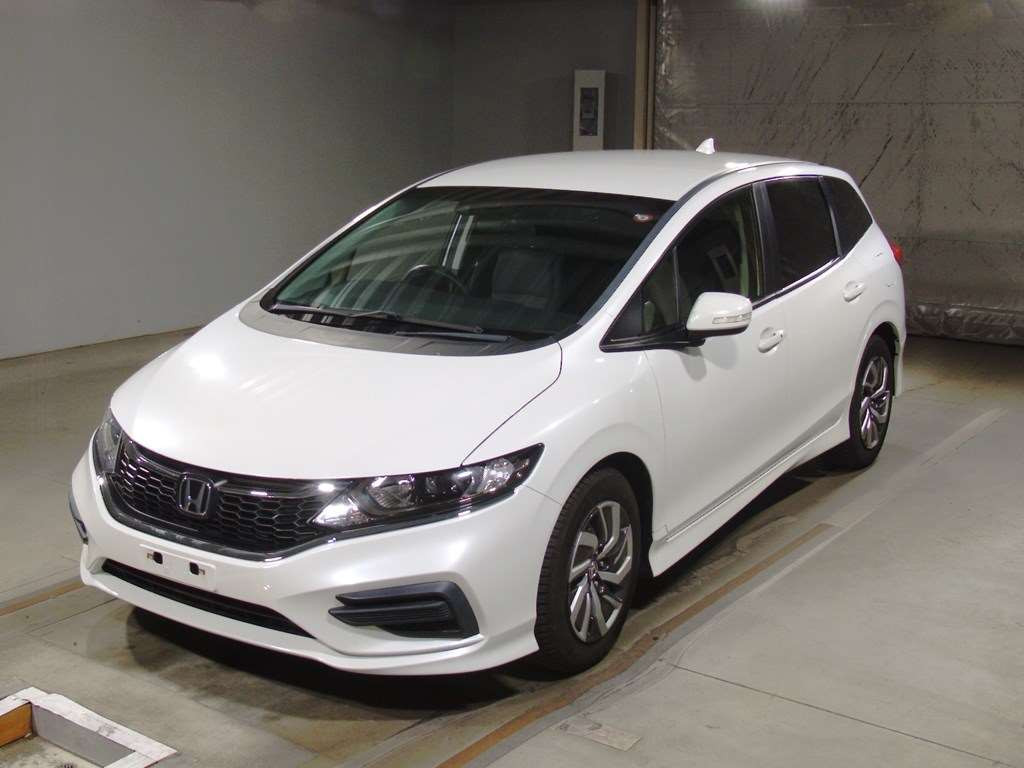 2019 Honda Jade FR5[0]