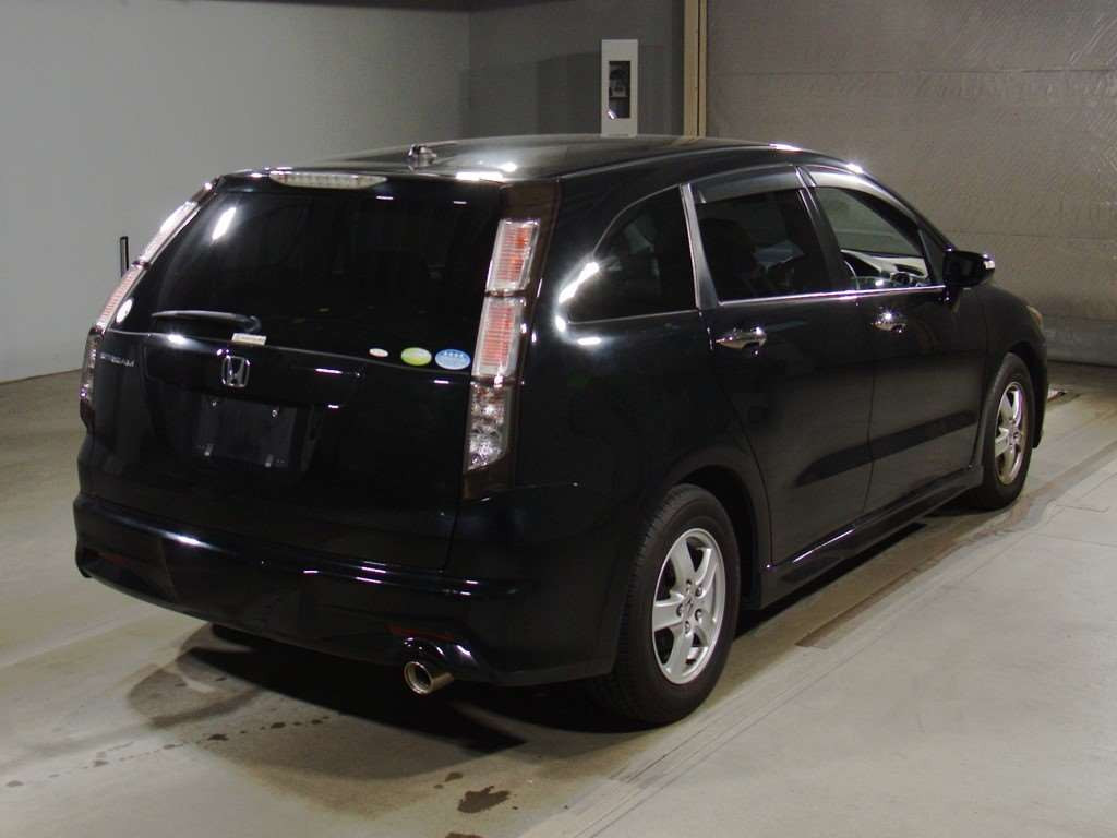 2009 Honda Stream RN6[1]