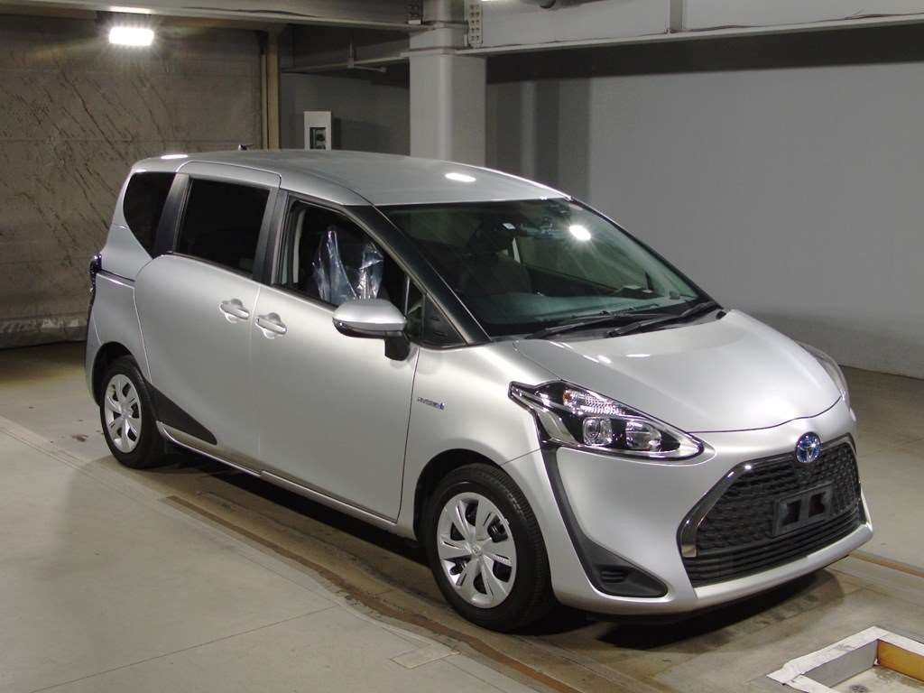 2019 Toyota Sienta NHP170G[2]