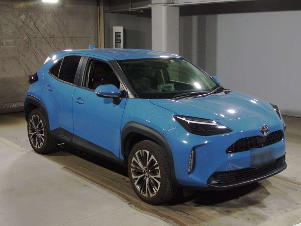 2022 Toyota YARIS CROSS MXPB10[2]