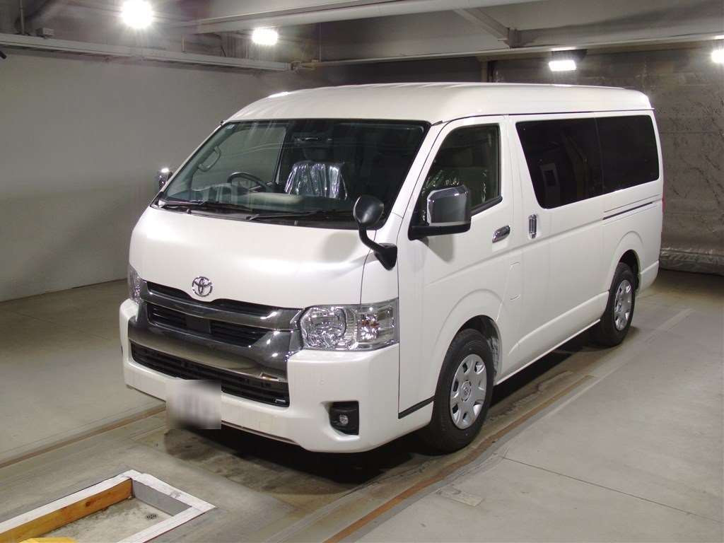 2024 Toyota Hiace Wagon TRH214W[0]