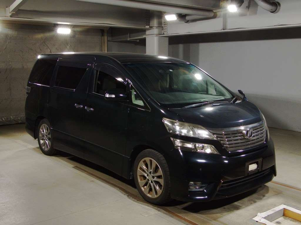 2011 Toyota Vellfire ANH20W[2]