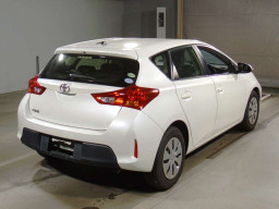 2012 Toyota Auris