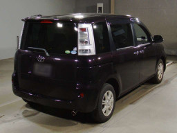 2012 Toyota Sienta