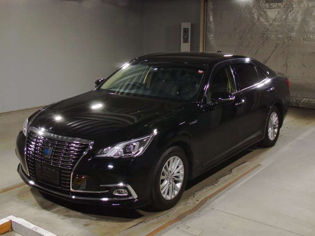 2017 Toyota Crown Hybrid AWS210[0]