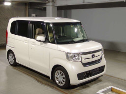 2017 Honda N-BOX